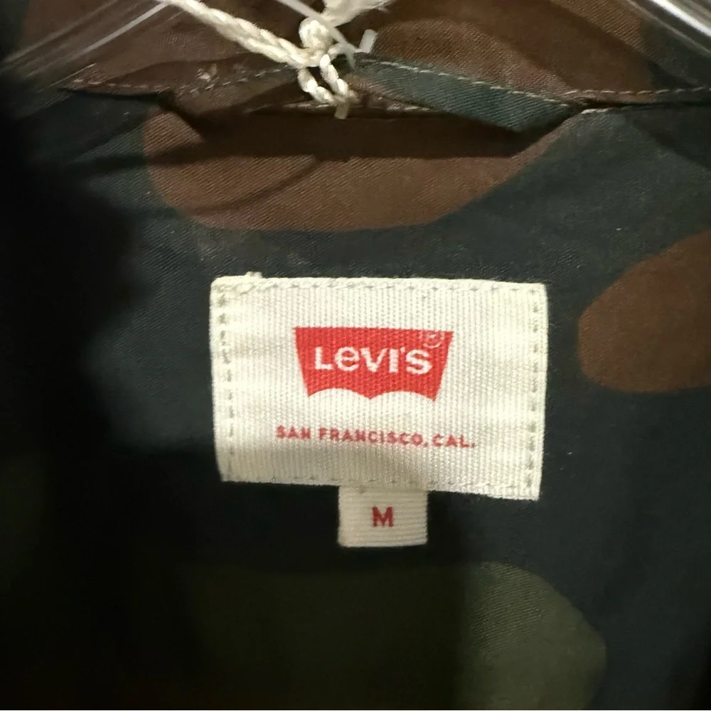 Levi’s Supima Camo Shirt Green Utility Gorpcore Streetwear Men’s M Outdoor